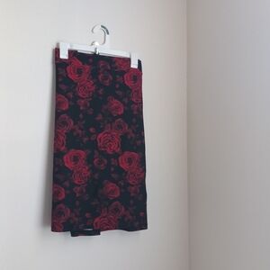 Torrid Skirt Women 1 Black and Red Rose Pencil Elegant Versatile Office Dinner